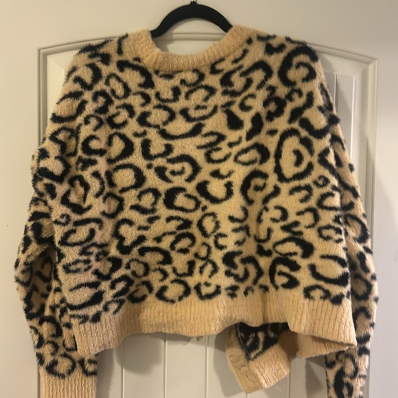 NWT FL&L Fuzzy Leopard Boxy Loose Cardigan Sweater - Picture 2 of 2